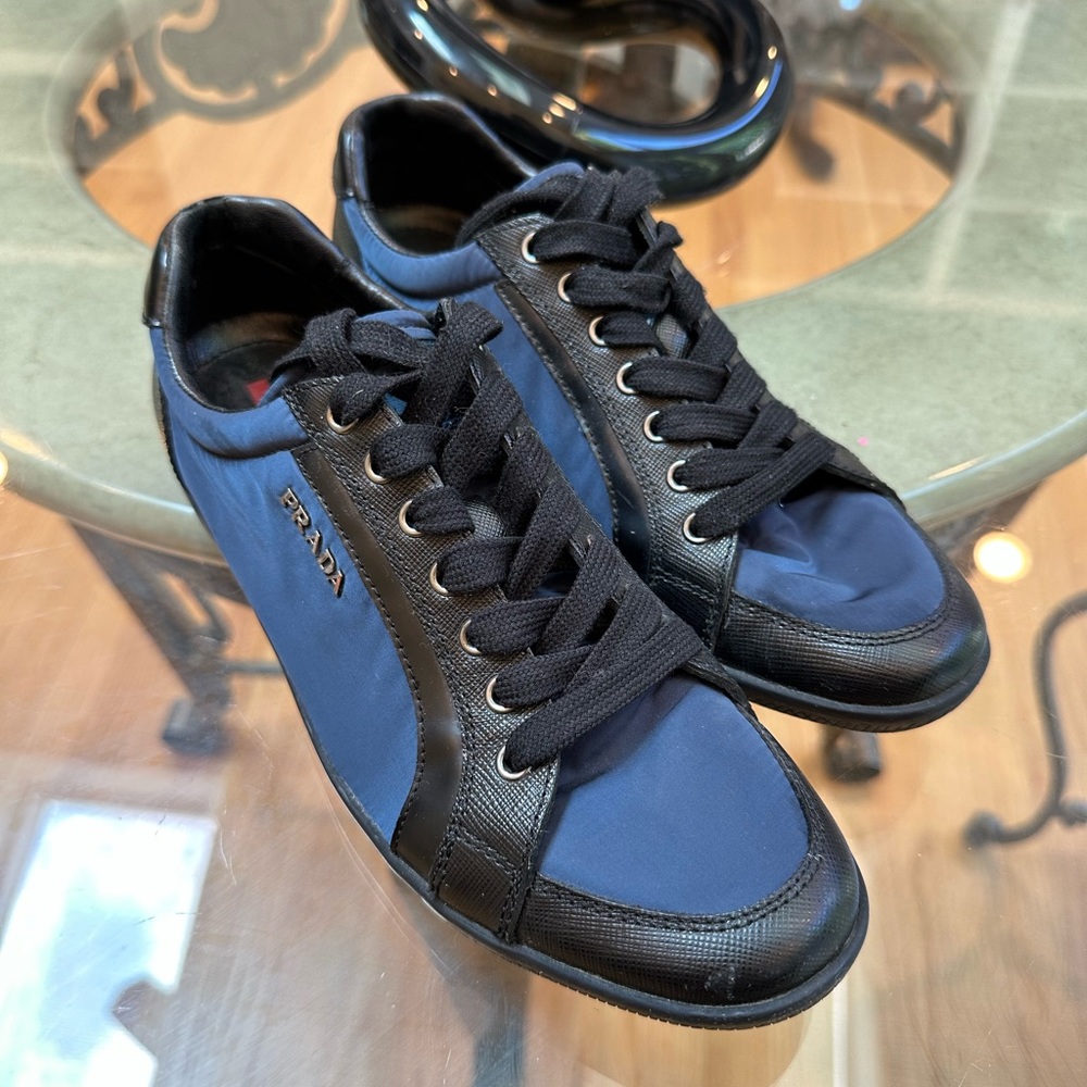 Prada sneakers size 8.5